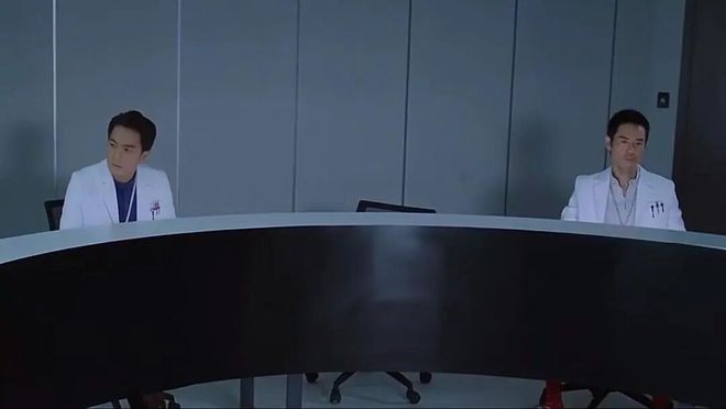 别再看《巨塔之后》强推5部医疗职业剧看完秒懂啥叫紧张刺激(图8)