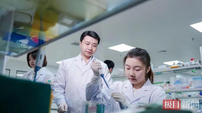 扎根家乡护心脑健康！80后教授杨简斩获湖北科技进步一等奖(图5)